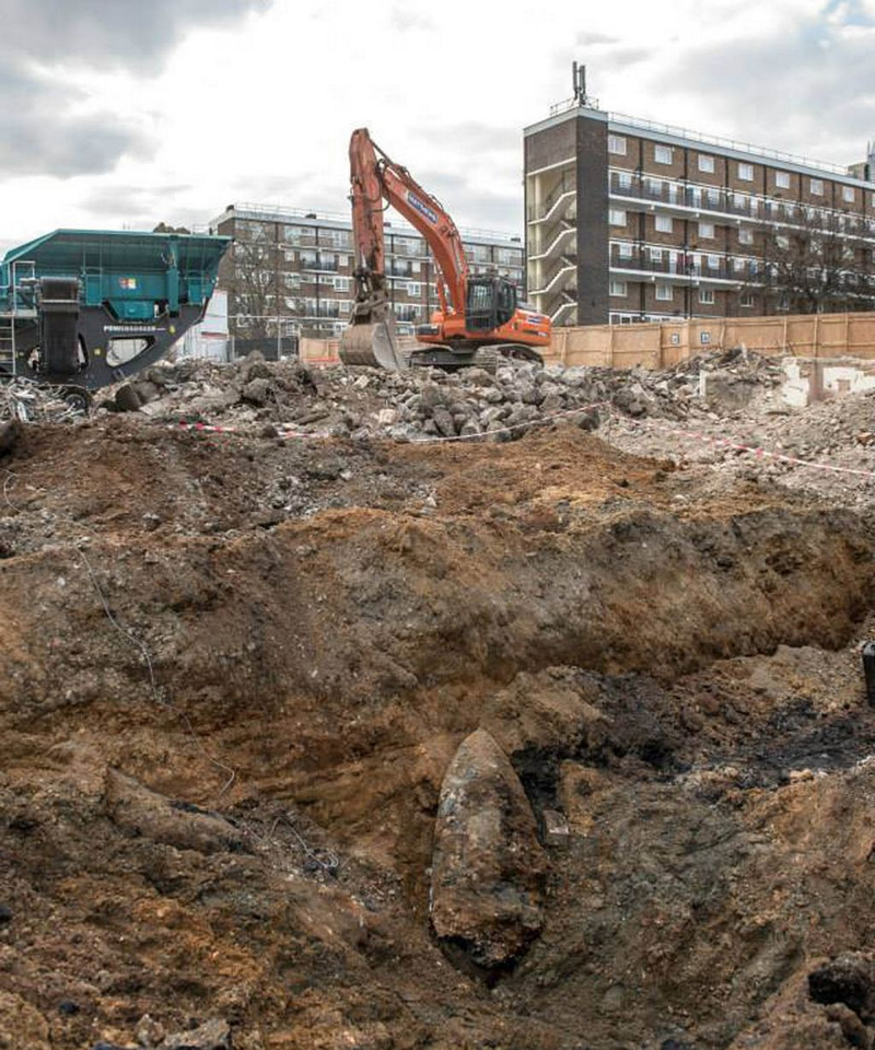 Illustration for article titled Unexploded 500 Pound WWII-Era Bomb Causes Evacuation In London